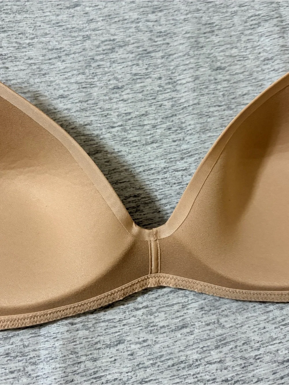 SKIMS Smooth Nude Wireless T-Shirt Bra 32D - Picture 7 of 8